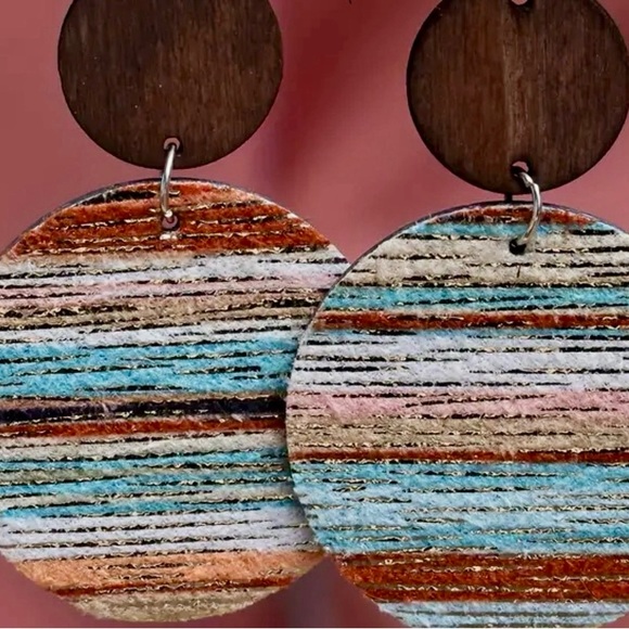 Colorful Line Pattern Round Dangle Earrings - Picture 4 of 4